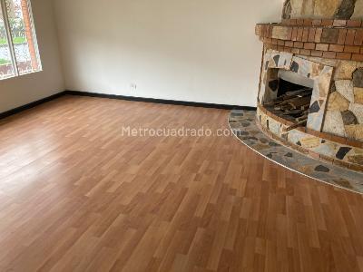 Casa de 4 alcobas en venta en Los Andes Barrios Unidos, Bogotá, 192 m² · foto 5 de 20