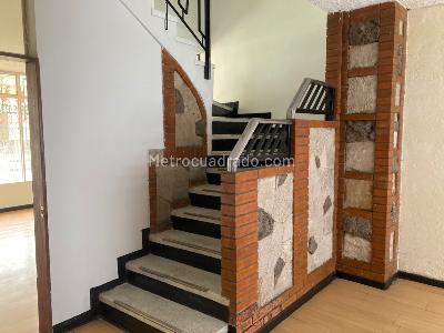 Casa de 4 alcobas en venta en Los Andes Barrios Unidos, Bogotá, 192 m² · foto 8 de 20