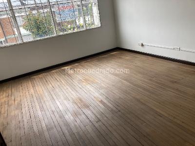 Casa de 4 alcobas en venta en Los Andes Barrios Unidos, Bogotá, 192 m² · foto 10 de 20