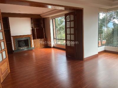 Apartamento de 3 alcobas en venta en Montearroyo Norte, Bogotá, 250 m² · foto 2 de 14