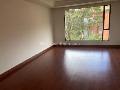 Apartamento de 3 alcobas en venta en Montearroyo Norte, Bogotá, 250 m² · foto 3 de 14