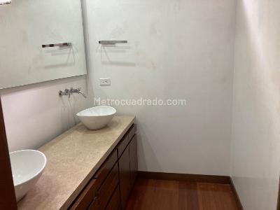 Apartamento de 3 alcobas en venta en La Carolina, Bogotá, 340 m² · foto 12 de 19