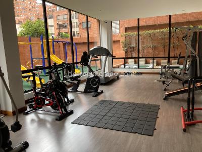 Apartamento de 3 alcobas en venta en La Carolina, Bogotá, 340 m² · foto 18 de 19