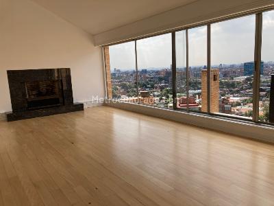Apartamento en venta en Santa Barbara Alta, Bogotá · foto 2 de 19