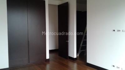Apartamento de 3 alcobas en venta en Cerros De Suba, Bogotá, 157 m² · foto 6 de 18