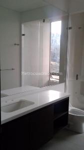 Apartamento de 3 alcobas en venta en Cerros De Suba, Bogotá, 157 m² · foto 7 de 18