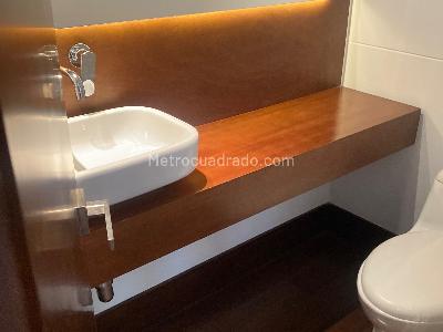 Apartamento de 3 alcobas en arriendo en Chico Reservado, Bogotá, 167 m² · foto 3 de 20