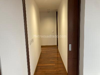 Apartamento en venta en Bosque De Pinos, Bogotá · foto 8 de 18