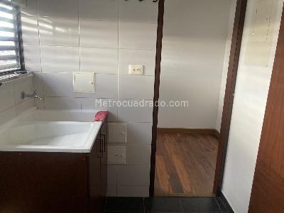 Apartamento en venta en Bosque De Pinos, Bogotá · foto 7 de 18