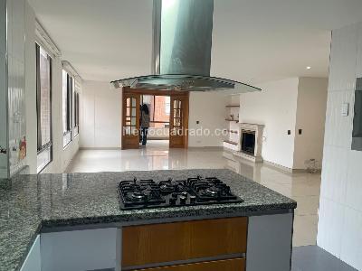 Apartamento de 3 alcobas en venta en Remanso De Santa Cruz, Bogotá, 174 m² · foto 12 de 14