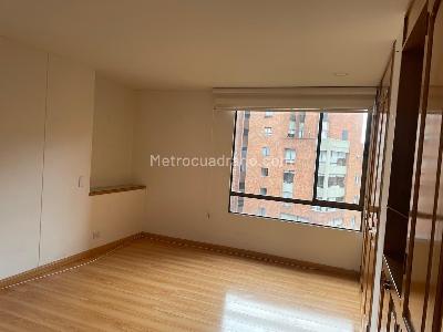 Apartamento de 3 alcobas en venta en Remanso De Santa Cruz, Bogotá, 174 m² · foto 9 de 14