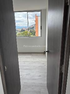 Apartamento de 3 alcobas en venta en Santa Teresa Calle 168, Bogotá, 80 m² · foto 8 de 19