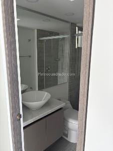 Apartamento de 3 alcobas en venta en Santa Teresa Calle 168, Bogotá, 80 m² · foto 11 de 19