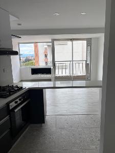 Apartamento de 3 alcobas en venta en Santa Teresa Calle 168, Bogotá, 80 m² · foto 2 de 19