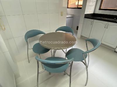 Apartamento de 3 alcobas en venta en San Patricio, Bogotá, 210 m² · foto 6 de 20