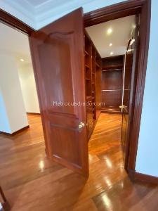 Apartamento en venta en Chico Navarra, Bogotá · foto 8 de 19