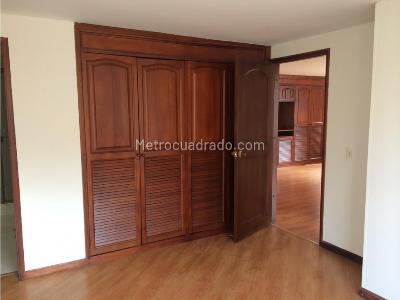 Apartamento de 3 alcobas en venta en Usaquen, Bogotá, 225 m² · foto 6 de 14
