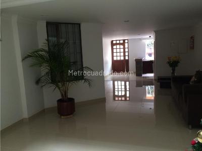 Apartamento de 3 alcobas en venta en Usaquen, Bogotá, 225 m² · foto 12 de 14