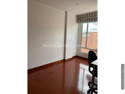 Apartamento en venta en Santa Barbara Central, Bogotá · foto 11 de 19