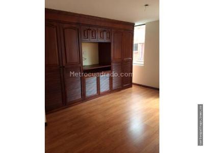 Apartamento de 3 alcobas en venta en Santa Barbara, Bogotá, 225 m² · foto 6 de 8
