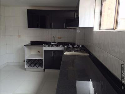 Apartamento de 3 alcobas en venta en Santa Barbara, Bogotá, 225 m² · foto 8 de 8