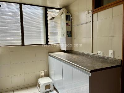 Apartamento de 3 alcobas en venta en Chico Navarra, Bogotá, 312 m² · foto 11 de 20