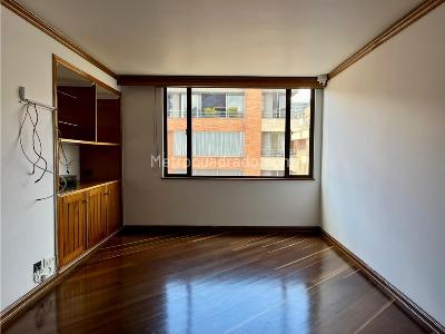 Apartamento de 3 alcobas en venta en Chico Navarra, Bogotá, 312 m² · foto 18 de 20