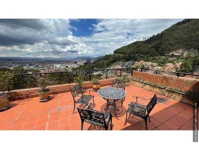Apartamento de 3 alcobas en venta en Chico, Bogotá, 205 m² · foto 6 de 9