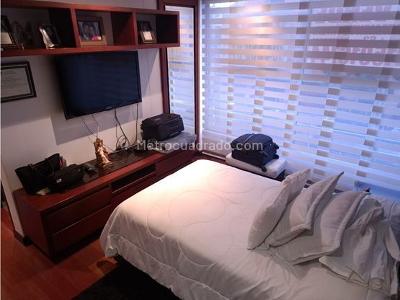Apartamento en venta en Santa Barbara Occidental, Bogotá · foto 8 de 12