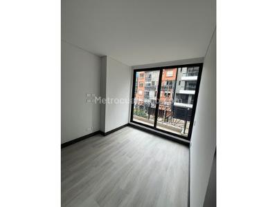 Apartamento de 2 alcobas en venta en Bella Suiza, Bogotá, 94 m² · foto 2 de 10