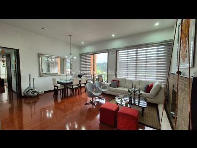 Apartamento de 3 alcobas en venta en Mazuren, Bogotá, 178 m² · foto 2 de 7