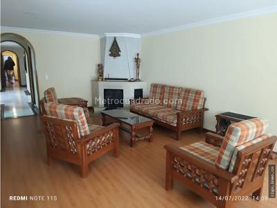 Apartamento en venta en Chico Navarra, Bogotá · foto 2 de 11