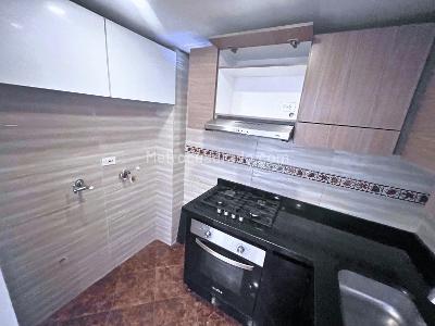 Apartamento de 3 alcobas en venta en El Socorro, Bogotá, 49 m² · foto 4 de 14