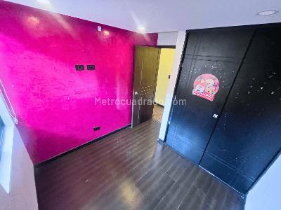 Apartamento de 3 alcobas en venta en El Socorro, Bogotá, 49 m² · foto 6 de 14