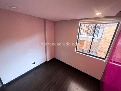 Apartamento de 3 alcobas en venta en El Socorro, Bogotá, 49 m² · foto 8 de 14