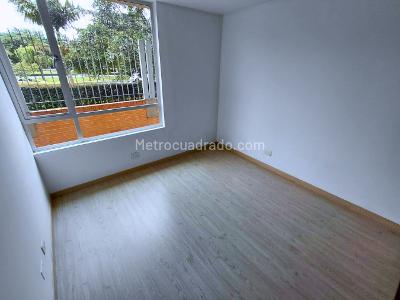 Apartamento en venta en Normandia, Bogotá · foto 8 de 20