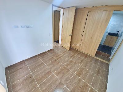 Apartamento de 2 alcobas en arriendo en Hayuelos, Bogotá, 42 m² · foto 5 de 11