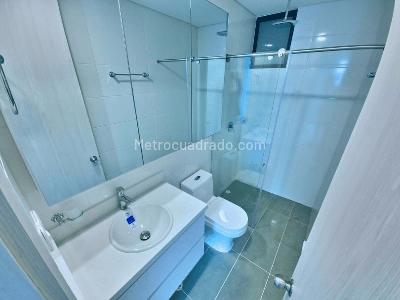 Apartamento de 3 alcobas en arriendo en Ciudad La Salle, Bogotá, 79 m² · foto 9 de 11