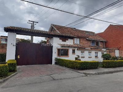 Casas en Venta en Ub Bosques De La Victoria, Chía - Vivienda Nueva y Usada