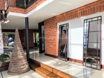 Casa de 4 alcobas en venta en Aves Marias, Sabaneta, 800 m² · foto 10 de 16
