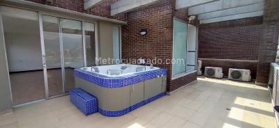 Apartamento de 4 alcobas en venta en El Poblado, Medellín, 386 m² · foto 2 de 18