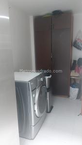 Casa de 3 alcobas en venta en Loma De Las Brujas, Envigado, 230 m² · foto 5 de 19