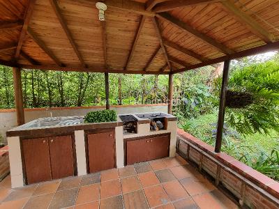 Casa de 5 alcobas en venta en Maria Auxiliadora, Sabaneta, 400 m² · foto 4 de 18