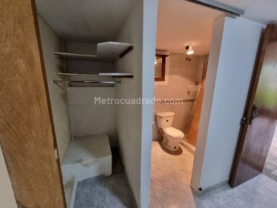 Casa de 5 alcobas en venta en Maria Auxiliadora, Sabaneta, 400 m² · foto 7 de 18