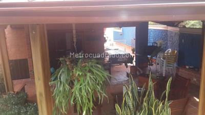 Casa de 3 alcobas en venta en Las Lomitas, Sabaneta, 930 m² · foto 13 de 14