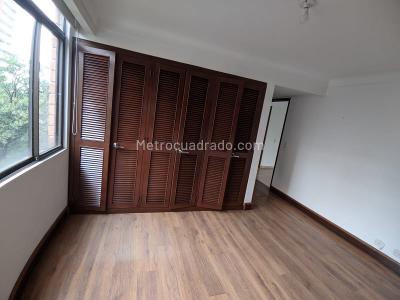 Apartamento de 3 alcobas en arriendo en El Poblado, Medellín, 270 m² · foto 18 de 20