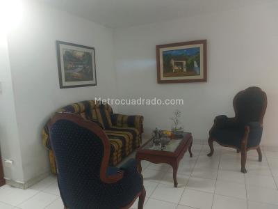 Apartamento en venta en El Poblado, Medellín · foto 12 de 18