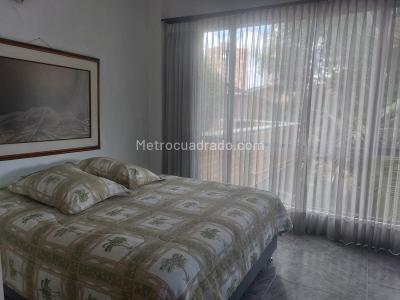 Apartamento en venta en El Poblado, Medellín · foto 15 de 18