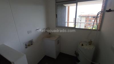 Apartamento de 2 alcobas en arriendo en El Esmeraldal, Envigado, 84 m² · foto 9 de 18