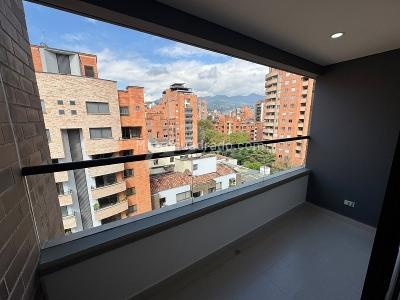Apartamento de 2 alcobas en arriendo en Laureles, Medellín, 79 m² · foto 15 de 18
